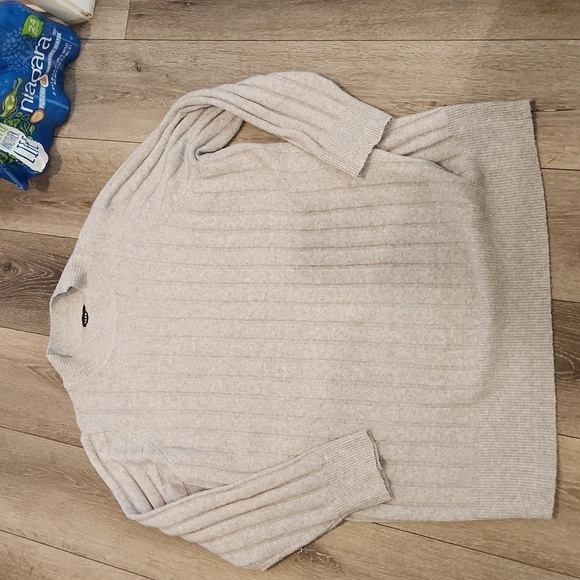 Torrid Light Sweater - Picture 1 of 5